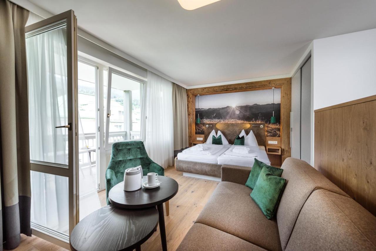 Aktiv- & Gesundheitsresort Das Gxund - Thermeneintritt Inklusive Бад-Гофгаштайн Екстер'єр фото