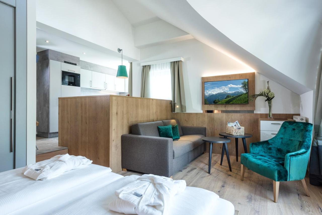 Aktiv- & Gesundheitsresort Das Gxund - Thermeneintritt Inklusive Бад-Гофгаштайн Екстер'єр фото
