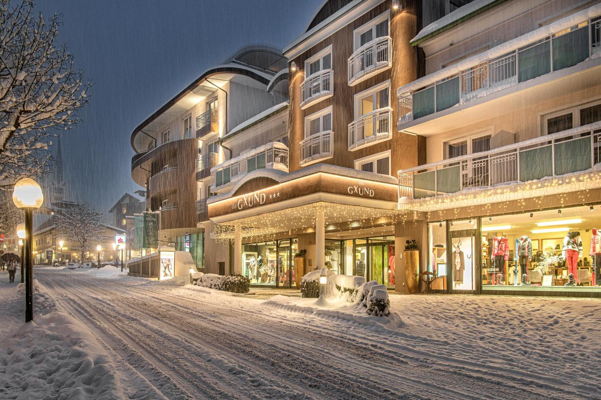 Aktiv- & Gesundheitsresort Das Gxund - Thermeneintritt Inklusive Бад-Гофгаштайн Екстер'єр фото